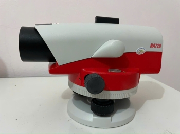 Máy thuỷ bình quang cơ